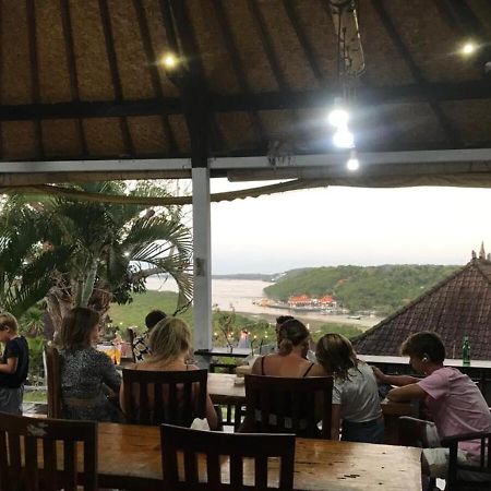 Hotel Sunrise Ocean Hut's Lembongan Extérieur photo