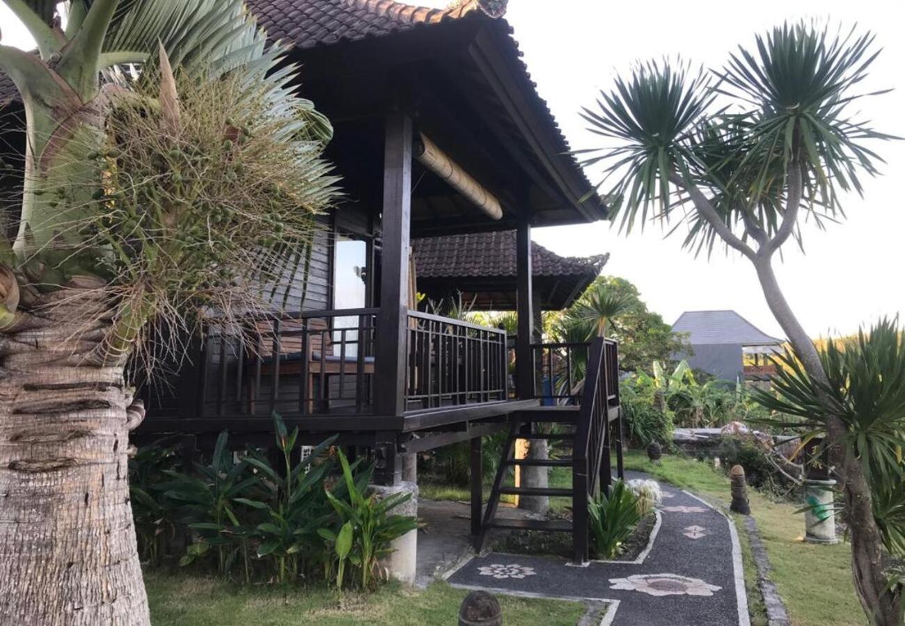 Hotel Sunrise Ocean Hut's Lembongan Extérieur photo